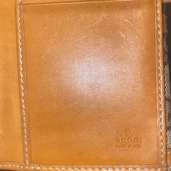 Authentic Gucci Wallet - Picture 5 of 16